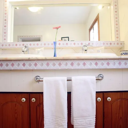 Vip - Caleta Dorada *